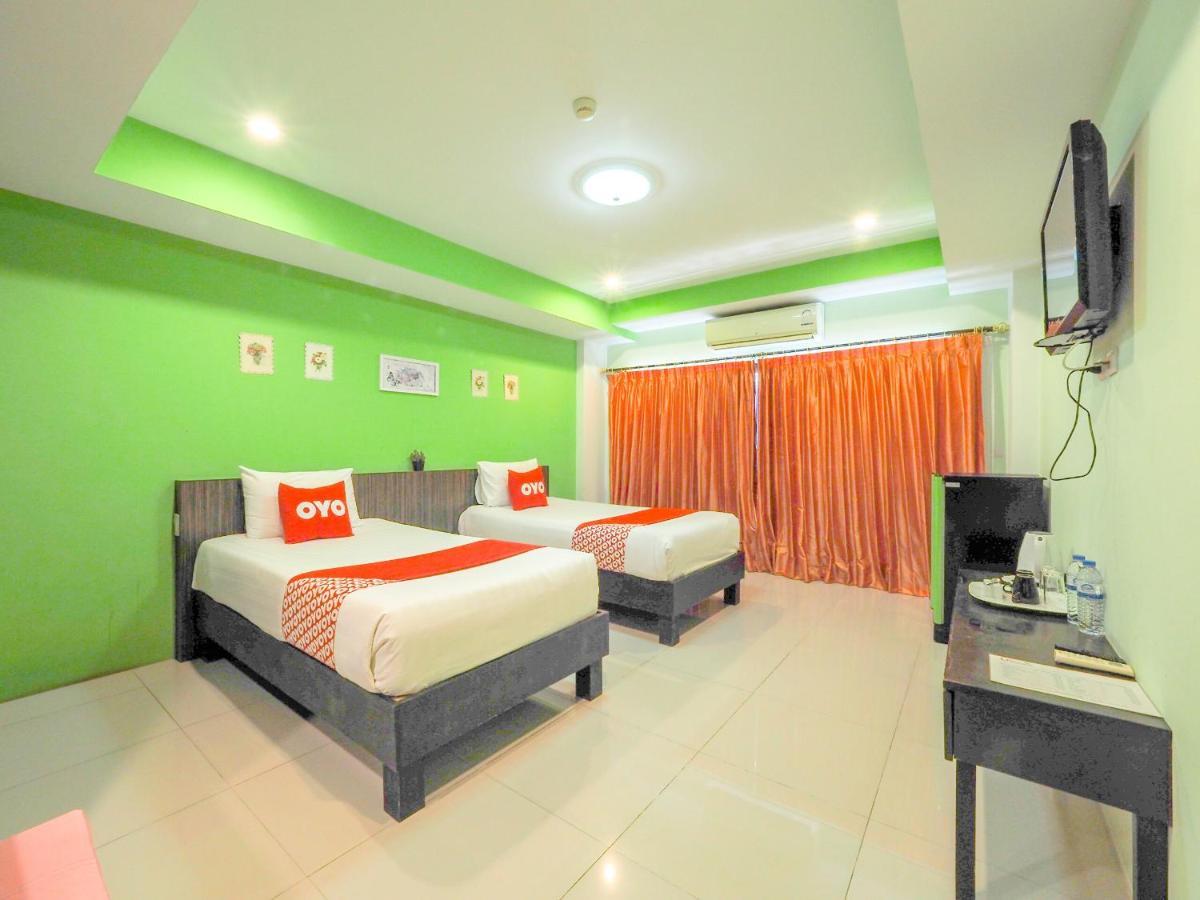 Oyo 75367 Ud Pattaya Hotel Bang Lamung Bagian luar foto