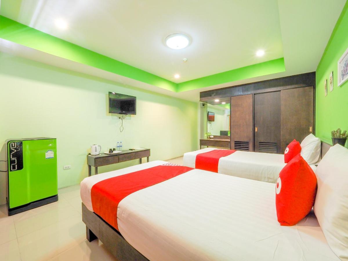 Oyo 75367 Ud Pattaya Hotel Bang Lamung Bagian luar foto