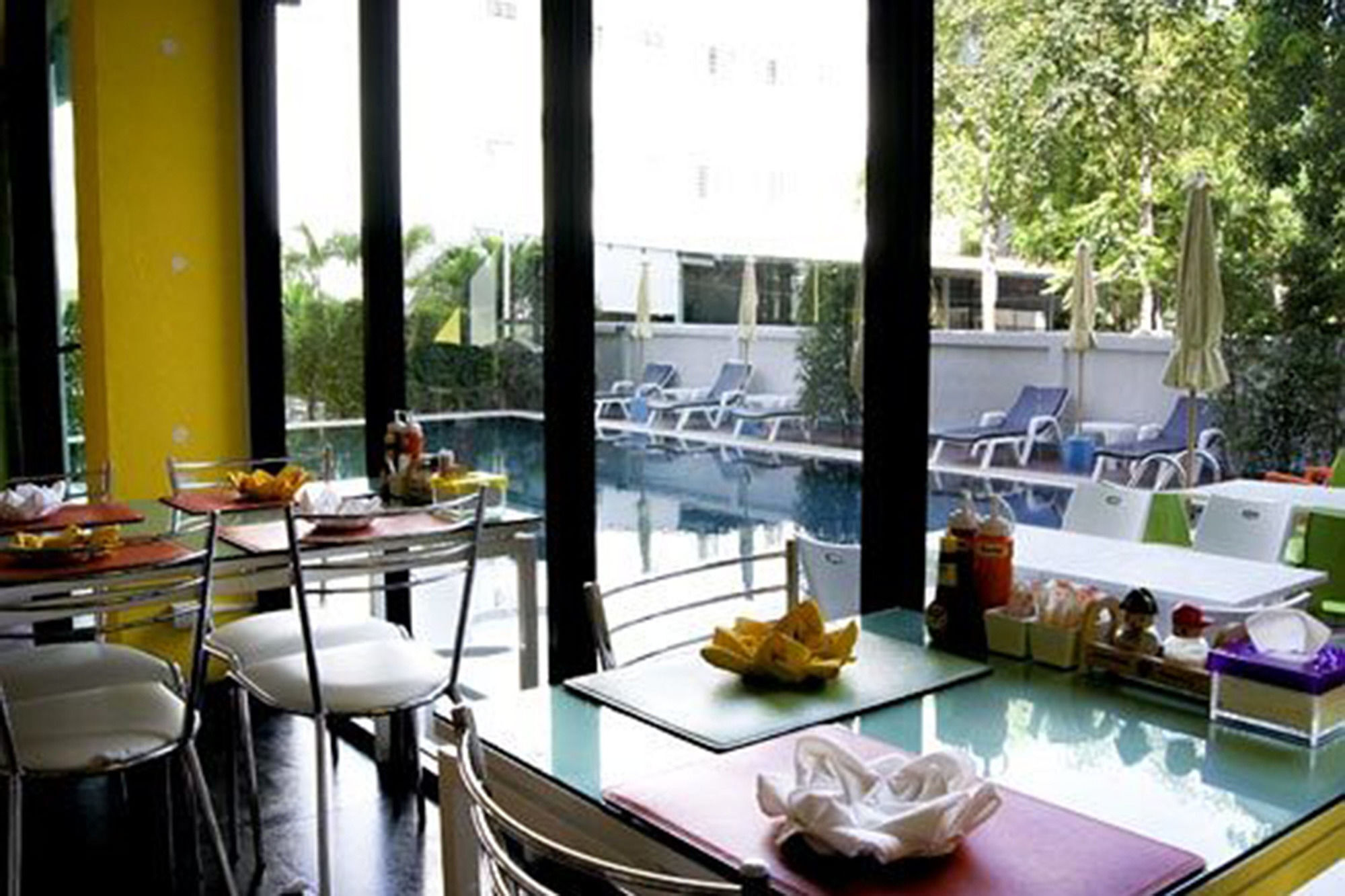 Oyo 75367 Ud Pattaya Hotel Bang Lamung Bagian luar foto